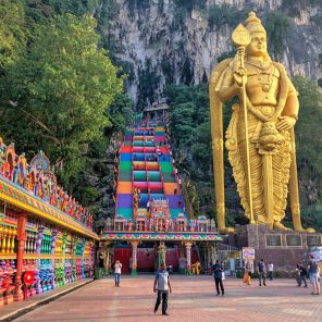 Kuala Lumpur city tour + Batu Caves (Private Tour)